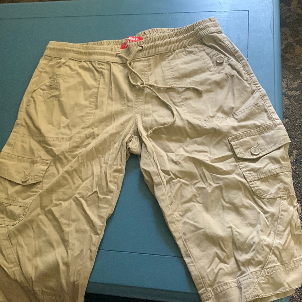 Union bay Cargo shorts